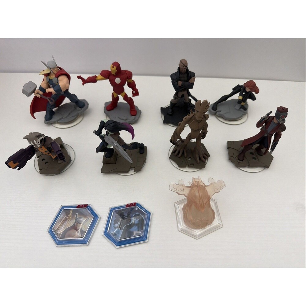 Disney Infinity 2.0 Marvel Super Heroes Lot of 8 Figures 2 Crystals 1 Crystal